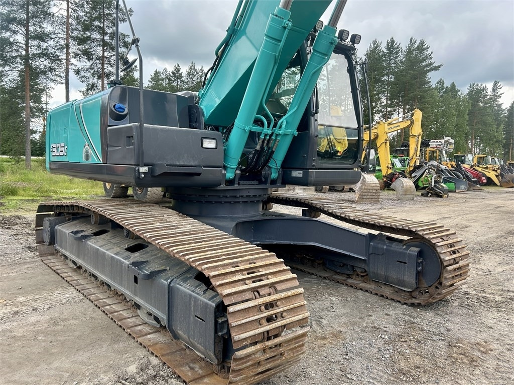 حفار زحاف New Holland Kobelco E305C EVO: صورة 11
