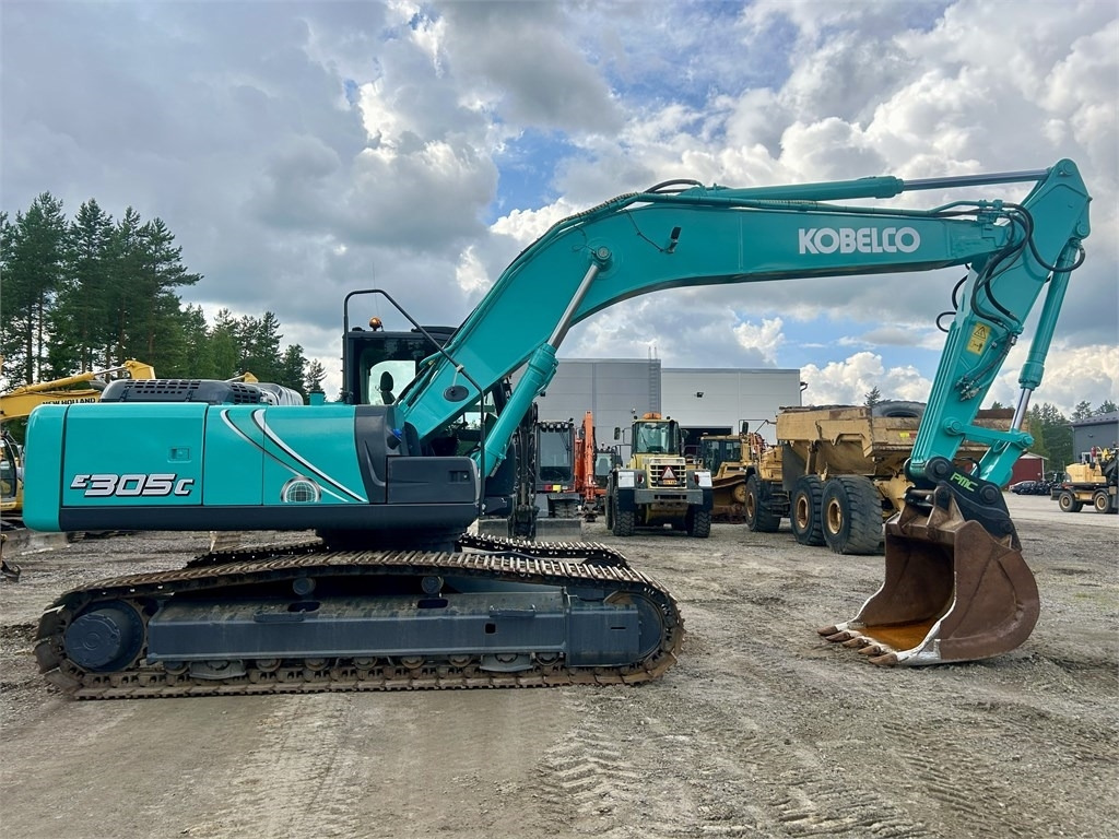 حفار زحاف New Holland Kobelco E305C EVO: صورة 10