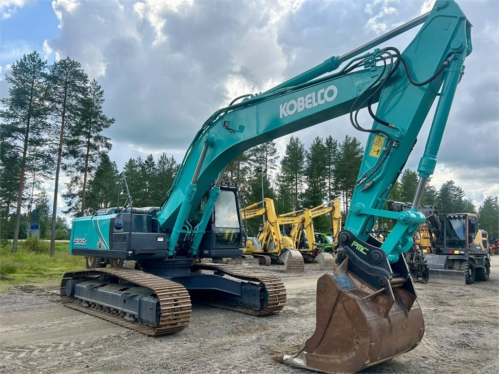 حفار زحاف New Holland Kobelco E305C EVO: صورة 12