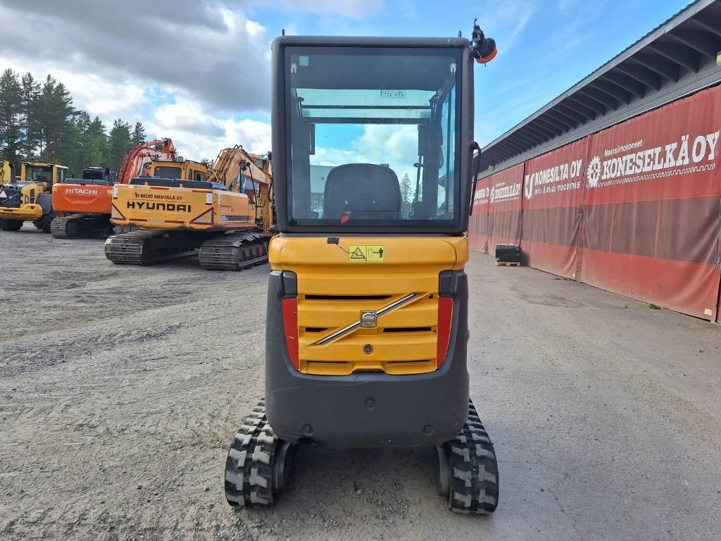 Volvo EC18C KALLISTAJALLA *EI ALVIA* - حفارة مُصَّغرة: صورة 3 Volvo EC18C KALLISTAJALLA *EI ALVIA* - حفارة مُصَّغرة: صورة 3