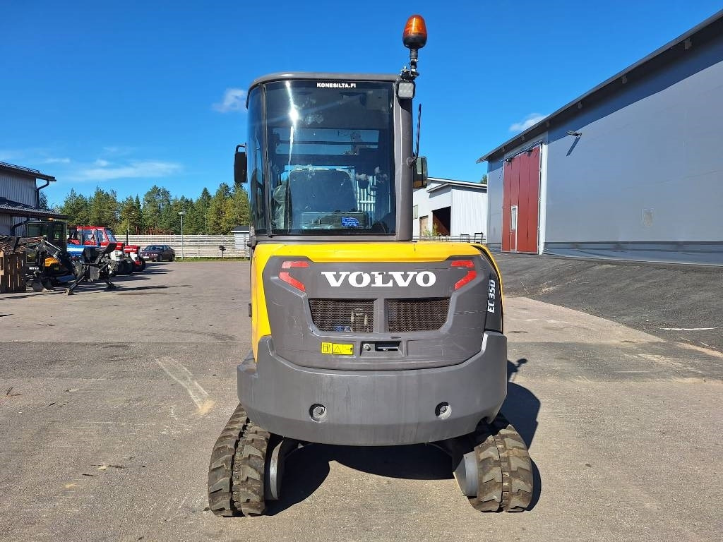 Volvo EC35D PYÖRITTÄJÄLLÄ - حفارة مُصَّغرة: صورة 3 Volvo EC35D PYÖRITTÄJÄLLÄ - حفارة مُصَّغرة: صورة 3