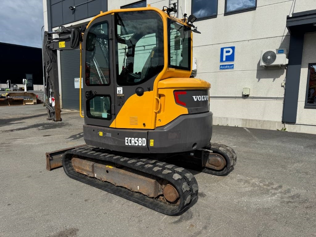Volvo ECR 58 D VÄHÄN AJETTU - حفارة مُصَّغرة: صورة 4 Volvo ECR 58 D VÄHÄN AJETTU - حفارة مُصَّغرة: صورة 4