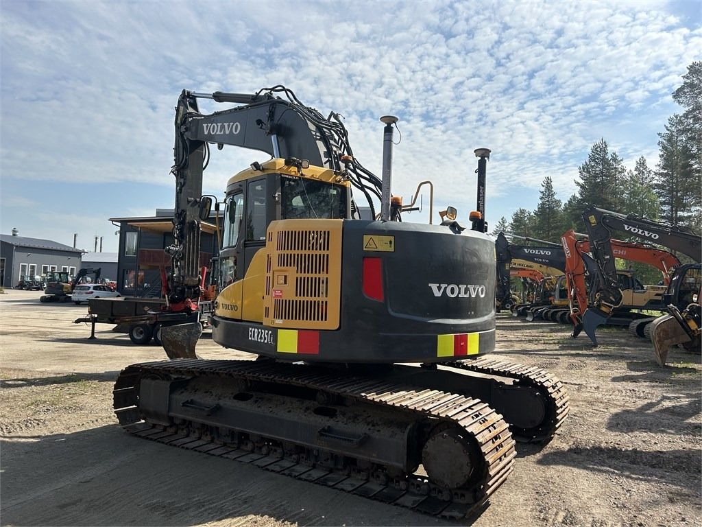 Volvo ECR235CL PYÖRITTÄJÄ, 3D-LAITTEET - حفار زحاف: صورة 2 Volvo ECR235CL PYÖRITTÄJÄ, 3D-LAITTEET - حفار زحاف: صورة 2