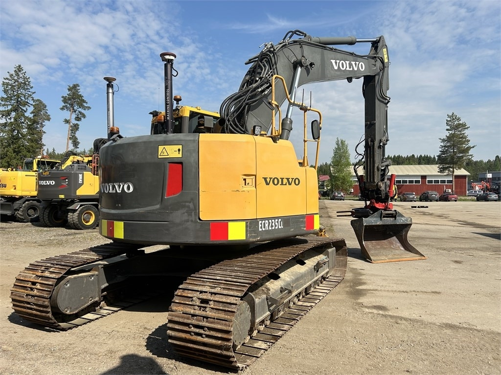 Volvo ECR235CL PYÖRITTÄJÄ, 3D-LAITTEET - حفار زحاف: صورة 3 Volvo ECR235CL PYÖRITTÄJÄ, 3D-LAITTEET - حفار زحاف: صورة 3