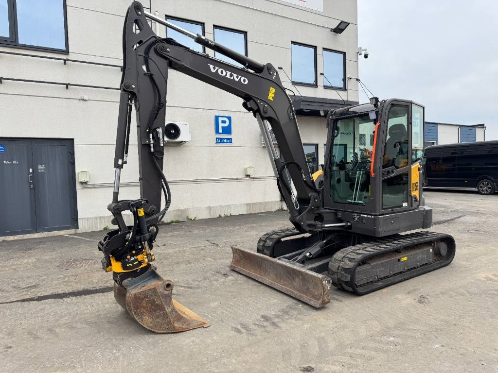 Volvo ECR58F PYÖRITTÄJÄLLÄ - حفارة مُصَّغرة: صورة 2 Volvo ECR58F PYÖRITTÄJÄLLÄ - حفارة مُصَّغرة: صورة 2