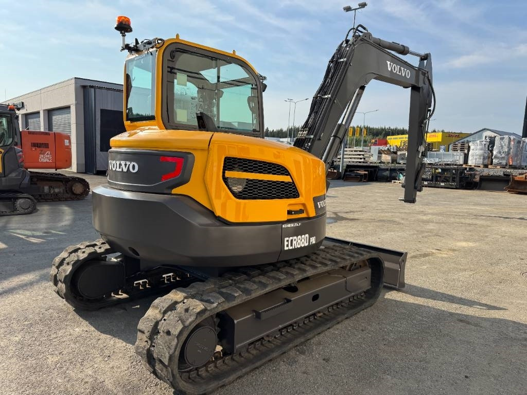 Volvo ECR88D PRO VÄHÄN AJETTU - حفارة مُصَّغرة: صورة 5 Volvo ECR88D PRO VÄHÄN AJETTU - حفارة مُصَّغرة: صورة 5