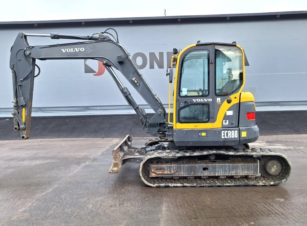Volvo ECR88 - حفارة مُصَّغرة: صورة 1 Volvo ECR88 - حفارة مُصَّغرة: صورة 1