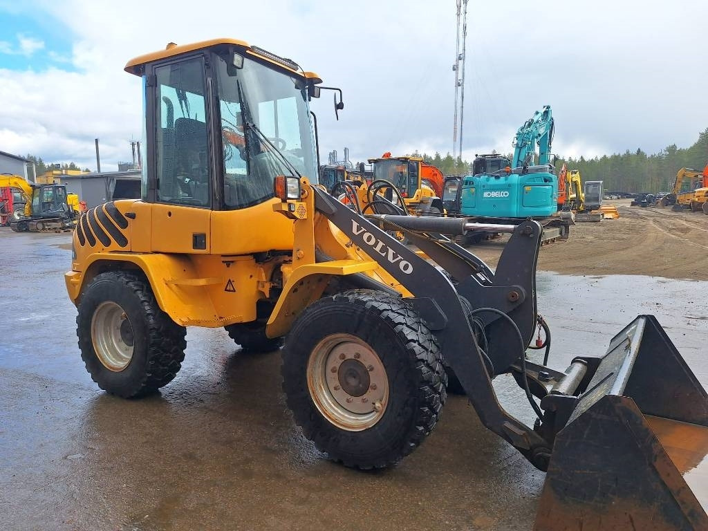 Volvo L30B AURALLA - اللودر بعجل: صورة 5 Volvo L30B AURALLA - اللودر بعجل: صورة 5