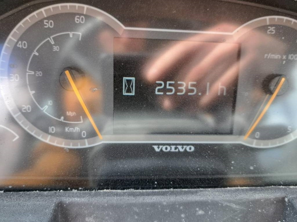 Volvo L60H - اللودر بعجل: صورة 3 Volvo L60H - اللودر بعجل: صورة 3