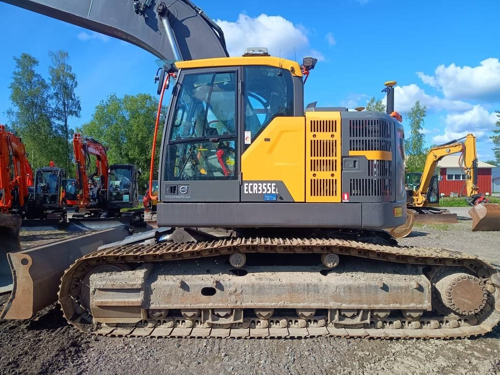Volvo MYYTY! SOLD! ECR355E DOZER PYÖRITTÄJÄLLÄ - حفار زحاف: صورة 2 Volvo MYYTY! SOLD! ECR355E DOZER PYÖRITTÄJÄLLÄ - حفار زحاف: صورة 2