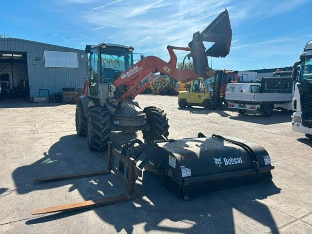 Atlas 75e S. Schaufel, Gabel, Bürste. - اللودر بعجل: صورة 4 Atlas 75e S. Schaufel, Gabel, Bürste. - اللودر بعجل: صورة 4