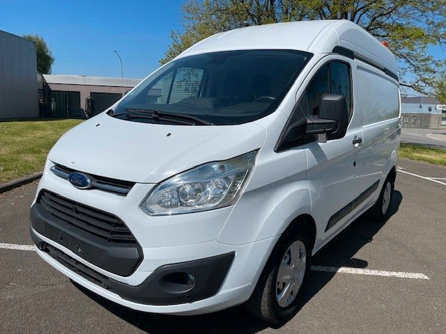 Ford Transit Custom 2.2TDCI. Klima. Tempomat. Xenon. - فان المدمجة: صورة 1 Ford Transit Custom 2.2TDCI. Klima. Tempomat. Xenon. - فان المدمجة: صورة 1