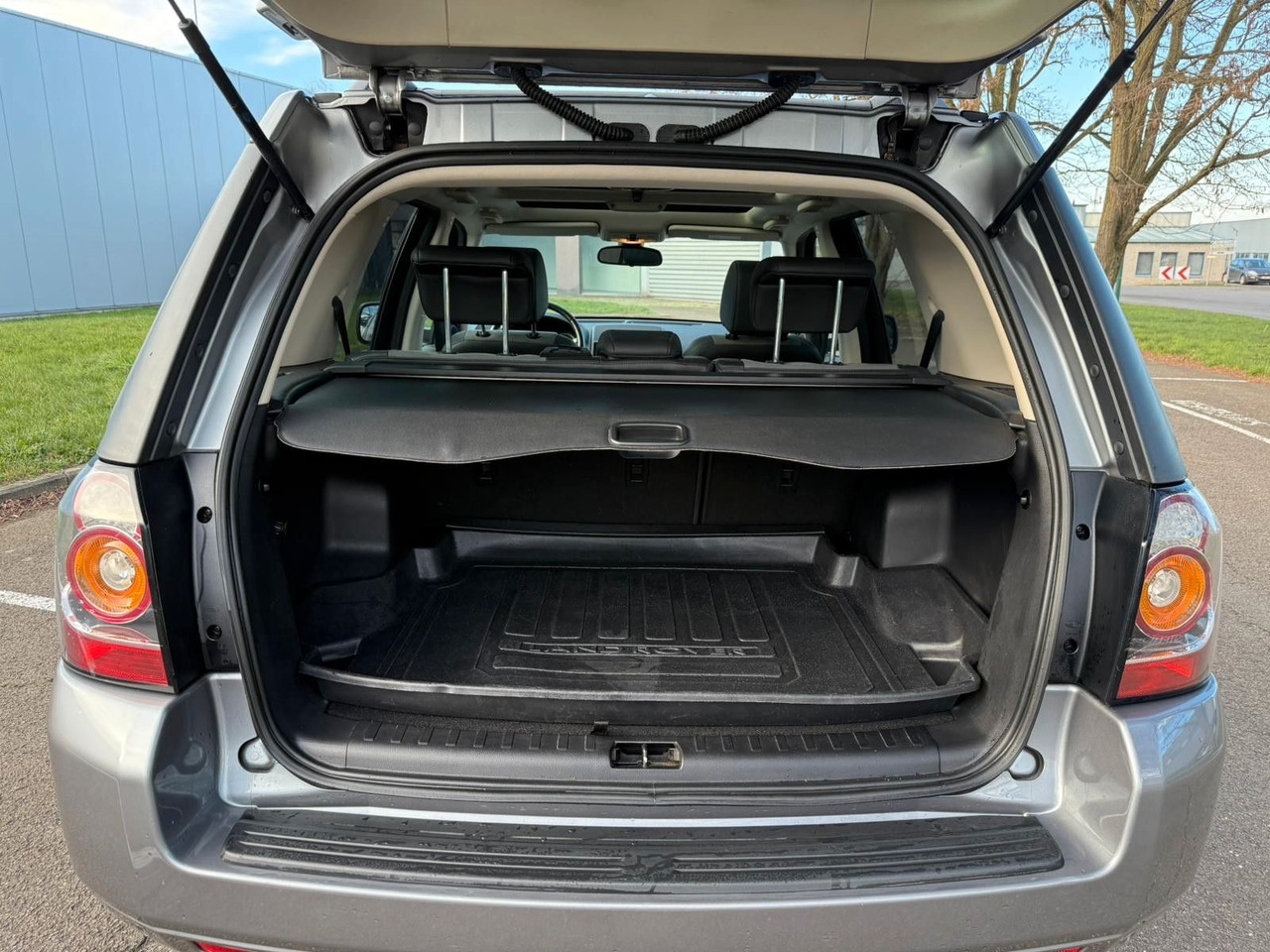 Land Rover Freelander 2 XS TD4. HU NEU! - سيارة دفع رباعي: صورة 5 Land Rover Freelander 2 XS TD4. HU NEU! - سيارة دفع رباعي: صورة 5