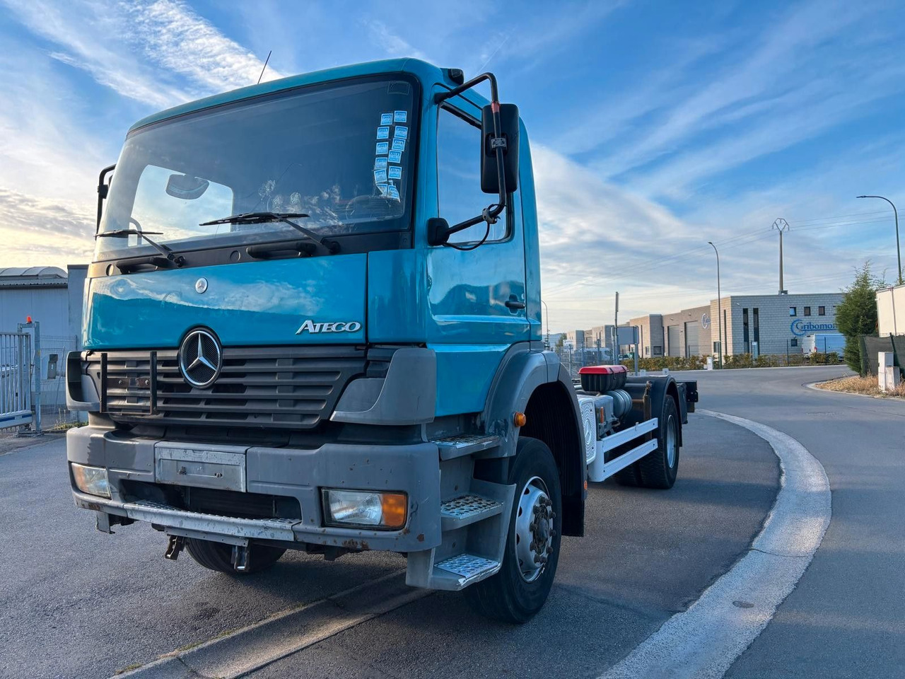 Mercedes-Benz Atego 1823. 6 Zylinder. - شاحنة هيكل كابينة: صورة 1 Mercedes-Benz Atego 1823. 6 Zylinder. - شاحنة هيكل كابينة: صورة 1