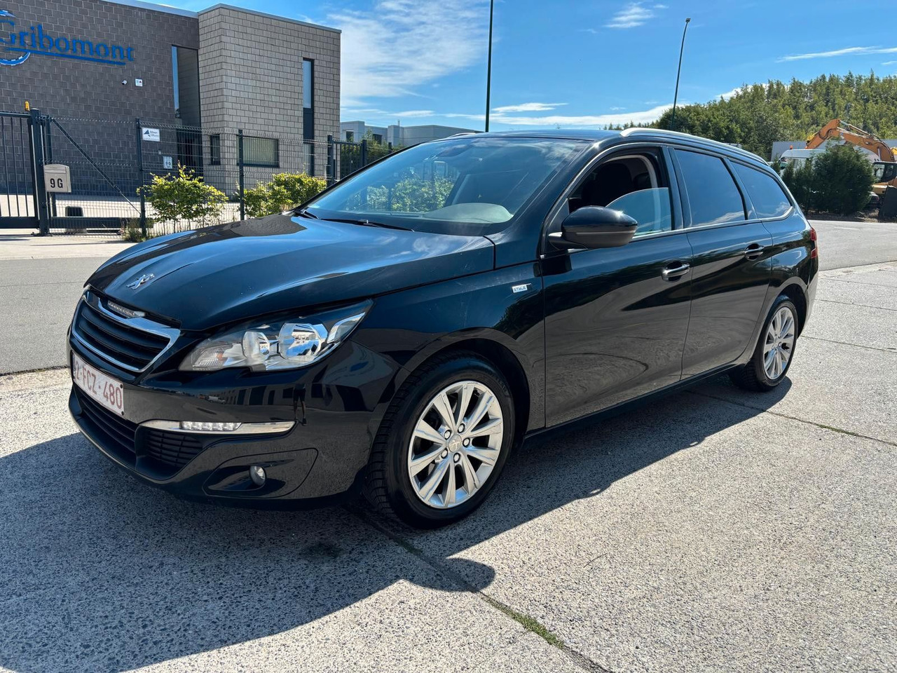 Peugeot 308 Klima. Kamera. Navi. Tempomat - سيارة ستيشن: صورة 1 Peugeot 308 Klima. Kamera. Navi. Tempomat - سيارة ستيشن: صورة 1