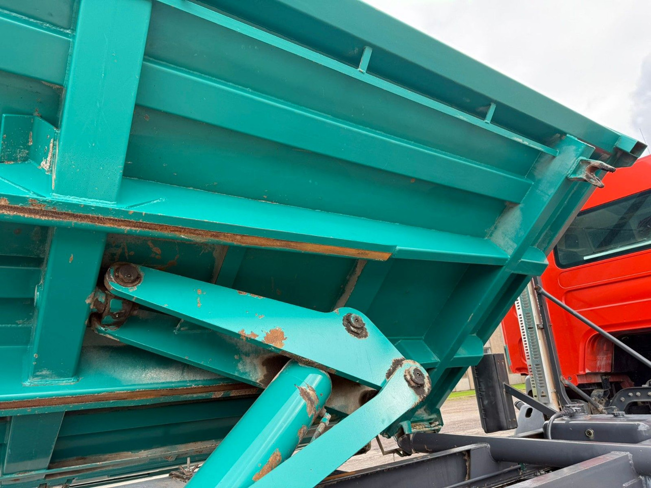 Renault Kerax 6x4. Bordmatic. Meiller Kipper. - شاحنة قلاب: صورة 4 Renault Kerax 6x4. Bordmatic. Meiller Kipper. - شاحنة قلاب: صورة 4