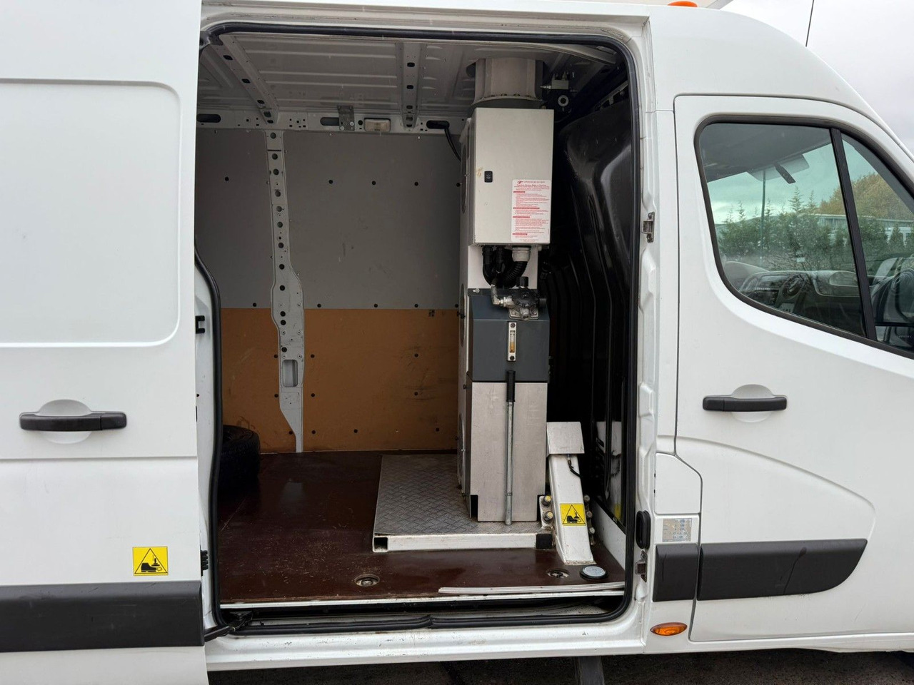 Renault Master. France Elévateur 12m. Klima. Kamera. - منصة تلسكوبية محمولة على شاحنة: صورة 5 Renault Master. France Elévateur 12m. Klima. Kamera. - منصة تلسكوبية محمولة على شاحنة: صورة 5