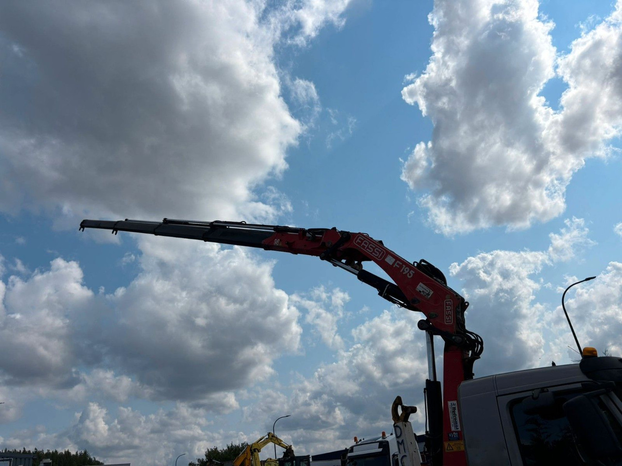 Volvo 6x4. Fassi F195A. Abroll. Funk. Tempomat. - شاحنة ذات خطاف, شاحنة كرين: صورة 4 Volvo 6x4. Fassi F195A. Abroll. Funk. Tempomat. - شاحنة ذات خطاف, شاحنة كرين: صورة 4