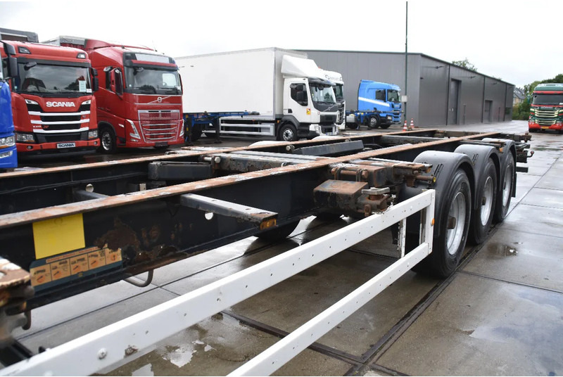 Krone SDC 27 - BPW AXLES - DRUM BRAKES - - نصف مقطورة لنقل الحاويات: صورة 5 Krone SDC 27 - BPW AXLES - DRUM BRAKES - - نصف مقطورة لنقل الحاويات: صورة 5