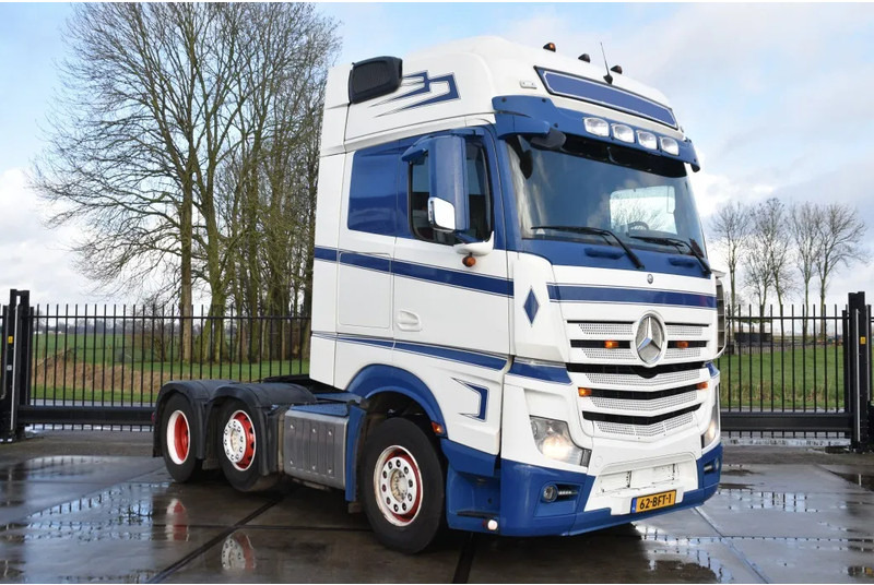 Mercedes-Benz Actros 2548 6x2/4 - EURO 6 - AIRCO - CAB HEATER - 2 BEDS - DIFF. LOCK - GOOD CONDITION - - وحدة جر: صورة 1 Mercedes-Benz Actros 2548 6x2/4 - EURO 6 - AIRCO - CAB HEATER - 2 BEDS - DIFF. LOCK - GOOD CONDITION - - وحدة جر: صورة 1