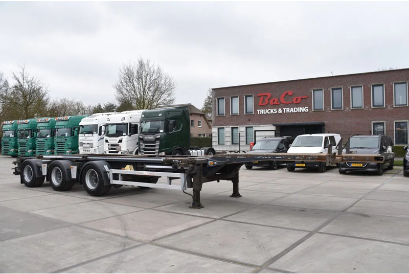 Renders ROC 16.30 - LIFT AXLE - BPW AXLES - DISC BRAKES - GOOD CONDITION - - نصف مقطورة لنقل الحاويات: صورة 1 Renders ROC 16.30 - LIFT AXLE - BPW AXLES - DISC BRAKES - GOOD CONDITION - - نصف مقطورة لنقل الحاويات: صورة 1