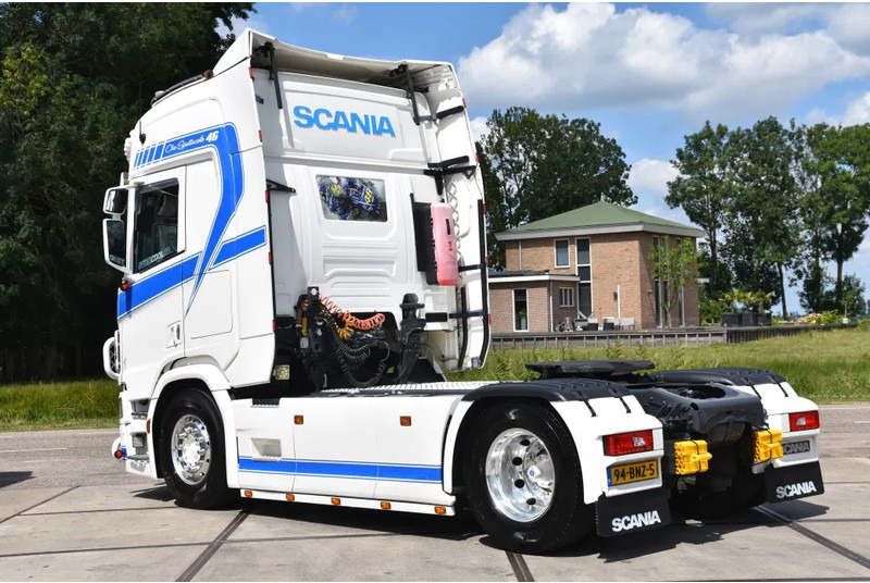 Scania R450 NGS 4x2 - RETARDER - 618 TKM - PARK. AIRCO - 2 x FUEL TANKS - ALCOA'S - LED LIGHTS - TOP CONDITION - - وحدة جر: صورة 3 Scania R450 NGS 4x2 - RETARDER - 618 TKM - PARK. AIRCO - 2 x FUEL TANKS - ALCOA'S - LED LIGHTS - TOP CONDITION - - وحدة جر: صورة 3