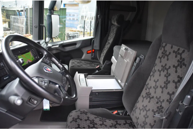 Scania R460 NGS 4x2 - SUPER - RETARDER - 325 TKM - PARK. AIRCO - ACC - NAVI - 2 x FUEL TANKS - TOP CONDITION - - وحدة جر: صورة 5 Scania R460 NGS 4x2 - SUPER - RETARDER - 325 TKM - PARK. AIRCO - ACC - NAVI - 2 x FUEL TANKS - TOP CONDITION - - وحدة جر: صورة 5