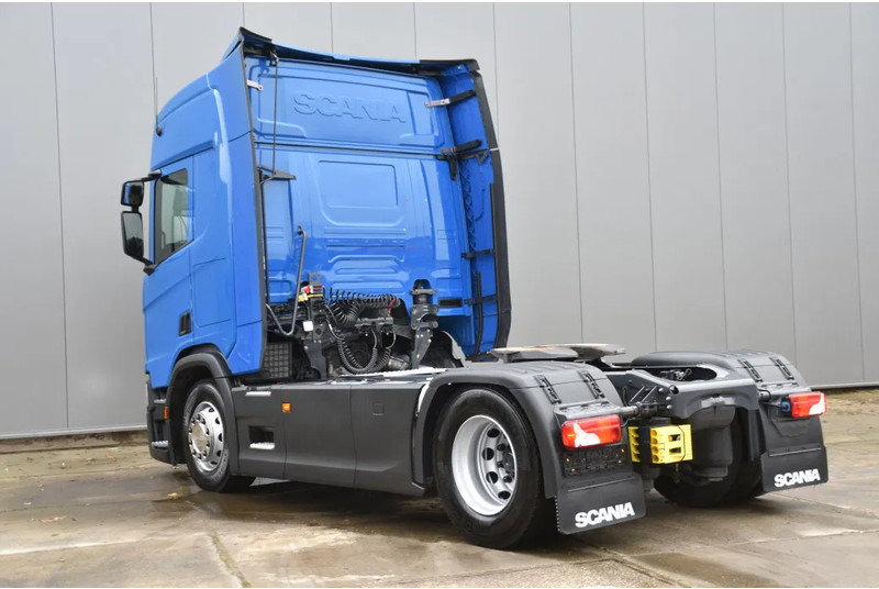 Scania R460 NGS 4x2 - SUPER - RETARDER - 325 TKM - PARK. AIRCO - ACC - NAVI - 2 x FUEL TANKS - TOP CONDITION - - وحدة جر: صورة 3 Scania R460 NGS 4x2 - SUPER - RETARDER - 325 TKM - PARK. AIRCO - ACC - NAVI - 2 x FUEL TANKS - TOP CONDITION - - وحدة جر: صورة 3