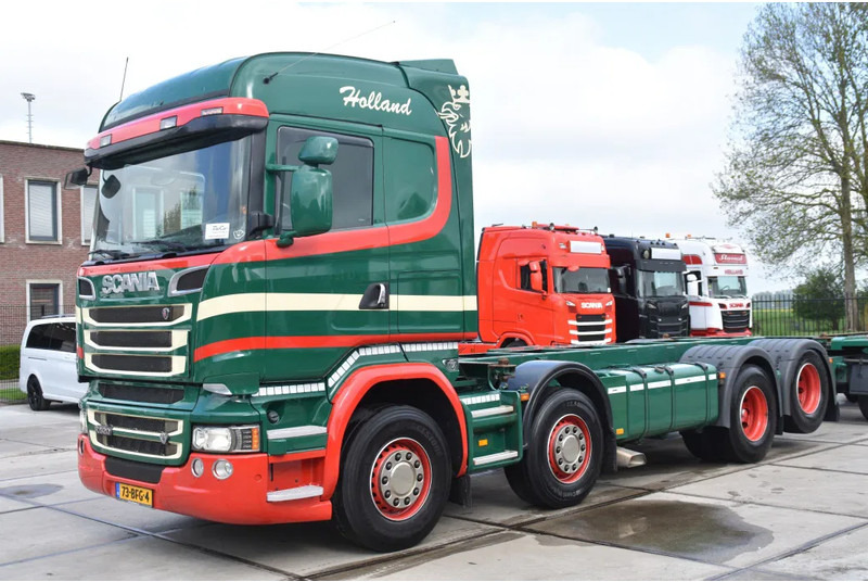 Scania R520 HL V8 8x2 - EURO 6 - MANUAL - RETARDER - WHEELBASE: 510 cm - 10 TONS FRONT AXLE - XENON - - شاحنات الحاويات / جسم علوي قابل للتغيير شاحنة: صورة 1 Scania R520 HL V8 8x2 - EURO 6 - MANUAL - RETARDER - WHEELBASE: 510 cm - 10 TONS FRONT AXLE - XENON - - شاحنات الحاويات / جسم علوي قابل للتغيير شاحنة: صورة 1