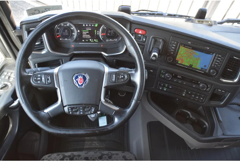 وحدة جر Scania R520 V8 NGS 4x2 - RETARDER - 504 TKM - PARK. AIRCO - ACC - NAVI - 2 x FUEL TANKS - LED LIGHTS -: صورة 6
