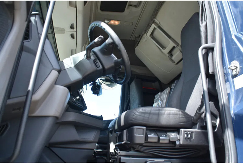 Scania S450 NGS 4x2NB - FULL AIR - 787 TKM - RETARDER - PARK. AIRCO - 2 x FUEL TANKS - TOP CONDITION - - وحدة جر: صورة 4 Scania S450 NGS 4x2NB - FULL AIR - 787 TKM - RETARDER - PARK. AIRCO - 2 x FUEL TANKS - TOP CONDITION - - وحدة جر: صورة 4