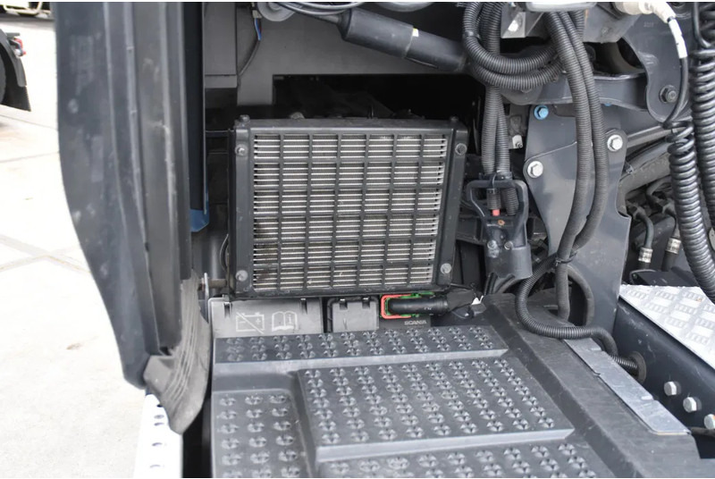 وحدة جر Scania S450 NGS 4x2NB - FULL AIR - RETARDER - ACC - PARK. AIRCO - 2 x FUEL TANKS - TOP CONDITION -: صورة 8