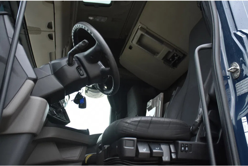 Scania S450 NGS 4x2NB - FULL AIR - RETARDER - ACC - PARK. AIRCO - 2 x FUEL TANKS - TOP CONDITION - - وحدة جر: صورة 4 Scania S450 NGS 4x2NB - FULL AIR - RETARDER - ACC - PARK. AIRCO - 2 x FUEL TANKS - TOP CONDITION - - وحدة جر: صورة 4