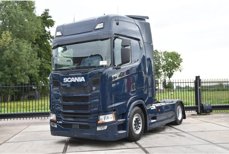 Scania S450 NGS 4x2NB - FULL AIR - RETARDER - ACC - PARK. AIRCO - 2 x FUEL TANKS - TOP CONDITION - - وحدة جر: صورة 2 Scania S450 NGS 4x2NB - FULL AIR - RETARDER - ACC - PARK. AIRCO - 2 x FUEL TANKS - TOP CONDITION - - وحدة جر: صورة 2