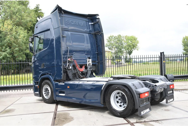 Scania S450 NGS 4x2NB - FULL AIR - RETARDER - ACC - PARK. AIRCO - 2 x FUEL TANKS - TOP CONDITION - - وحدة جر: صورة 3 Scania S450 NGS 4x2NB - FULL AIR - RETARDER - ACC - PARK. AIRCO - 2 x FUEL TANKS - TOP CONDITION - - وحدة جر: صورة 3