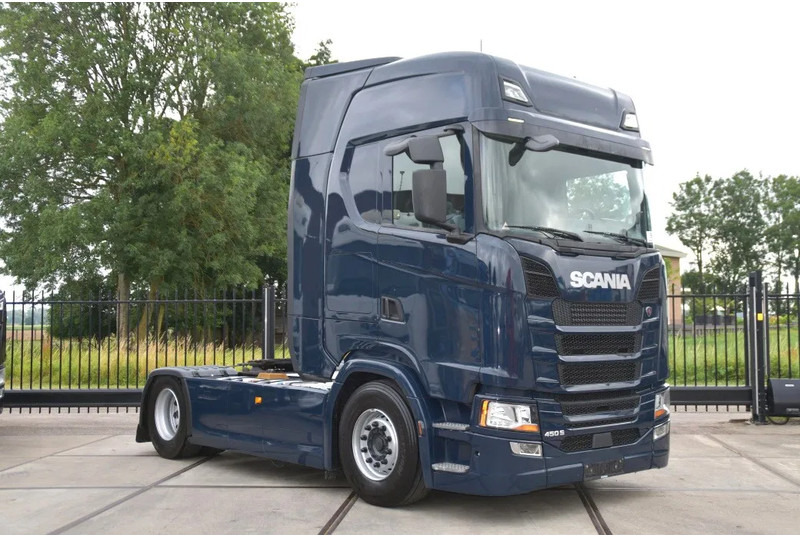 Scania S450 NGS 4x2NB - FULL AIR - RETARDER - ACC - PARK. AIRCO - 2 x FUEL TANKS - TOP CONDITION - - وحدة جر: صورة 1 Scania S450 NGS 4x2NB - FULL AIR - RETARDER - ACC - PARK. AIRCO - 2 x FUEL TANKS - TOP CONDITION - - وحدة جر: صورة 1