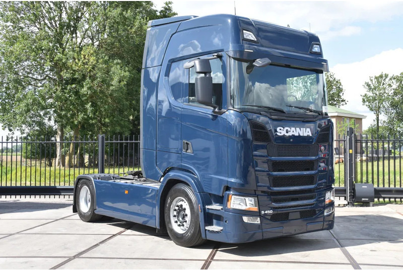 Scania S450 NGS 4x2NB - FULL AIR - RETARDER - ACC - PARK. AIRCO - 2 x FUEL TANKS - TOP CONDITION - - وحدة جر: صورة 1 Scania S450 NGS 4x2NB - FULL AIR - RETARDER - ACC - PARK. AIRCO - 2 x FUEL TANKS - TOP CONDITION - - وحدة جر: صورة 1