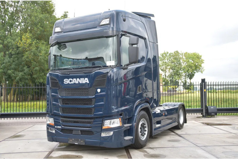 Scania S450 NGS 4x2NB - FULL AIR - RETARDER - ACC - PARK. AIRCO - 2 x FUEL TANKS - TOP CONDITION - - وحدة جر: صورة 2 Scania S450 NGS 4x2NB - FULL AIR - RETARDER - ACC - PARK. AIRCO - 2 x FUEL TANKS - TOP CONDITION - - وحدة جر: صورة 2