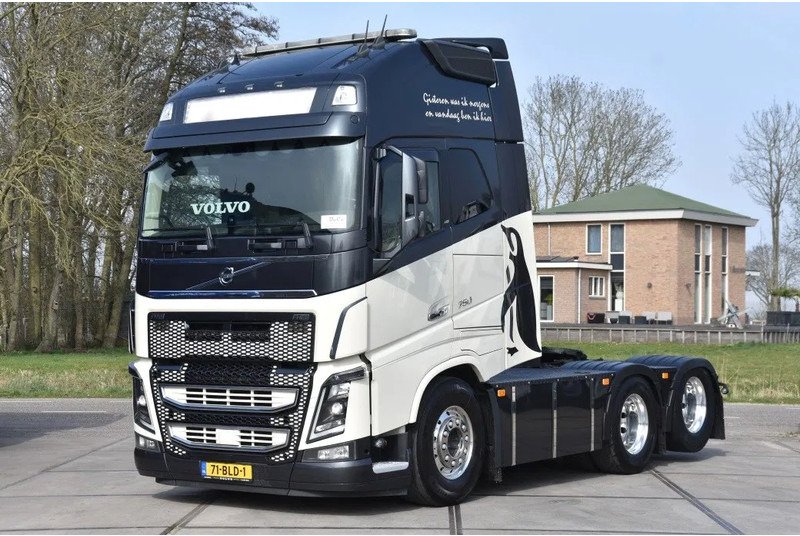Volvo FH 16.750 Globetrotter XL 6x2 - RETARDER - FULL AIR - PARK. AIRCO - DYNAMIC STEERING - SLIDING FIFTH WHEEL - ALCOA'S - TOP CONDI - وحدة جر: صورة 2 Volvo FH 16.750 Globetrotter XL 6x2 - RETARDER - FULL AIR - PARK. AIRCO - DYNAMIC STEERING - SLIDING FIFTH WHEEL - ALCOA'S - TOP CONDI - وحدة جر: صورة 2