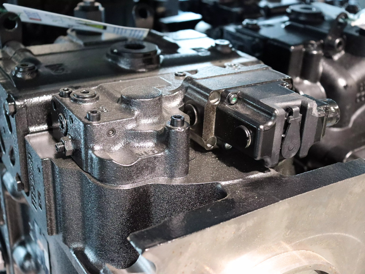 DANFOSS / SAUER 90L250 KA5BC80 S3C8 K03 NNN 424224 - مضخة هيدروليكية - آلات البناء: صورة 3 DANFOSS / SAUER 90L250 KA5BC80 S3C8 K03 NNN 424224 - مضخة هيدروليكية - آلات البناء: صورة 3