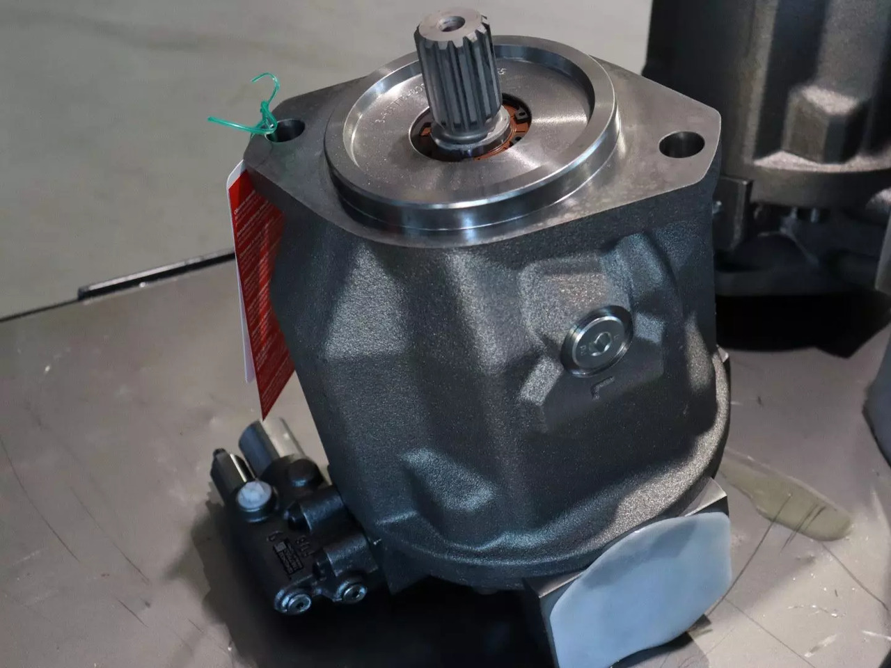 REXROTH A10VO71DFR/31L-VSC92N00 - مضخة هيدروليكية - آلات البناء: صورة 2 REXROTH A10VO71DFR/31L-VSC92N00 - مضخة هيدروليكية - آلات البناء: صورة 2