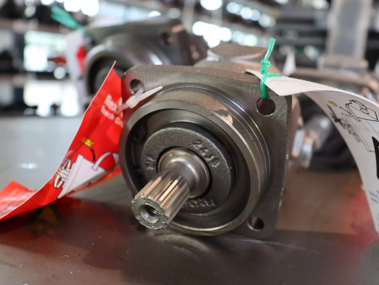 REXROTH A2FM10/61W-VZB040 - محرك هيدروليكي - آلات البناء: صورة 3 REXROTH A2FM10/61W-VZB040 - محرك هيدروليكي - آلات البناء: صورة 3