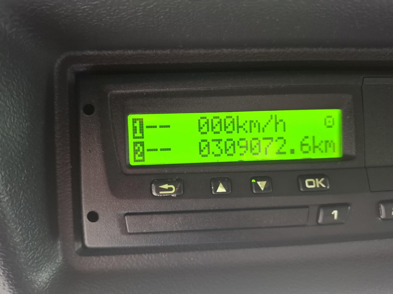 SCANIA SCANIA P250 Fourgon Hayon - شاحنة هيكل كابينة: صورة 5 SCANIA SCANIA P250 Fourgon Hayon - شاحنة هيكل كابينة: صورة 5