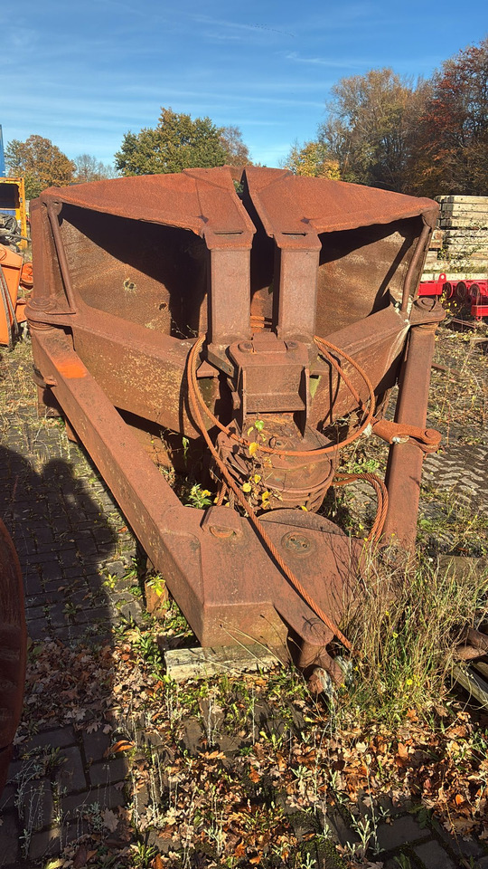 Liebherr Volvo Komatsu Volvo 460 Liebherr R944 R952 R974 KOMATSU PC1250 - بكت حفار - حفار زحاف: صورة 3 Liebherr Volvo Komatsu Volvo 460 Liebherr R944 R952 R974 KOMATSU PC1250 - بكت حفار - حفار زحاف: صورة 3