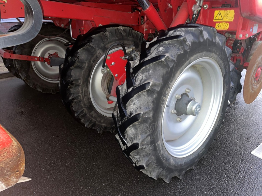 Grimme GL 430 - حصادة: صورة 2 Grimme GL 430 - حصادة: صورة 2