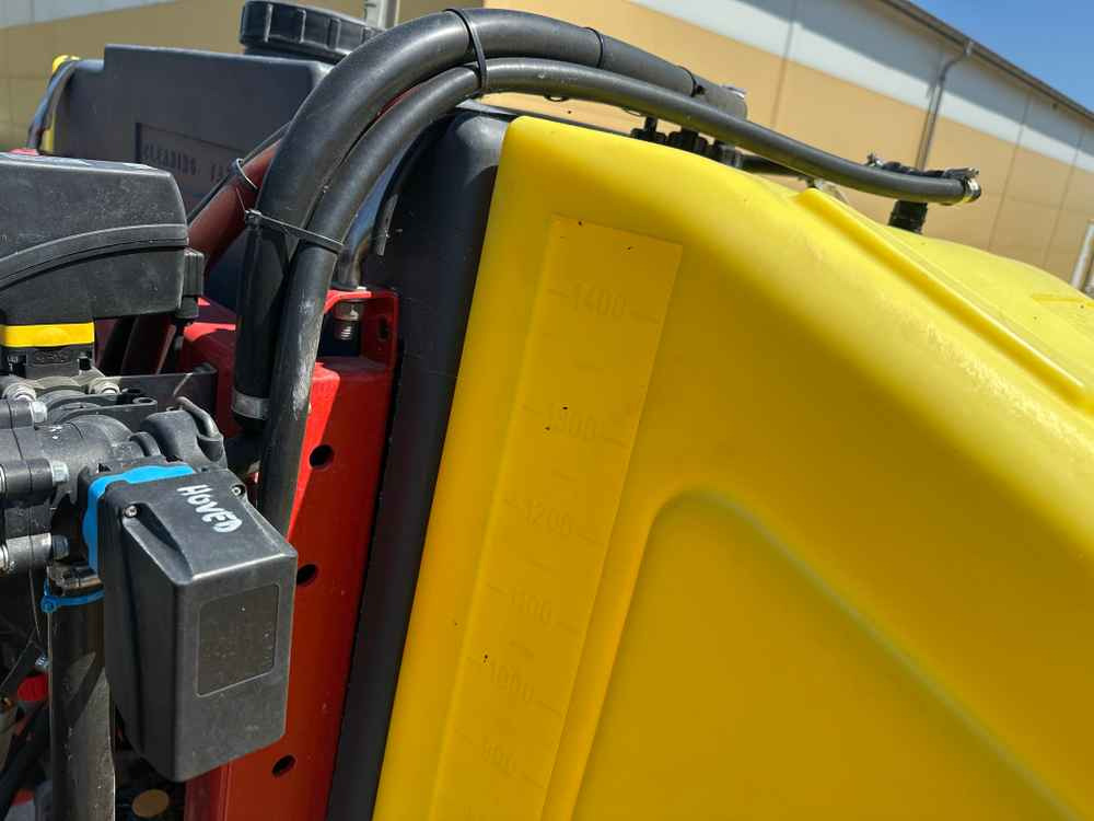 Tecnocar Tecnospra 1500 Fronttank - حصادة: صورة 3 Tecnocar Tecnospra 1500 Fronttank - حصادة: صورة 3