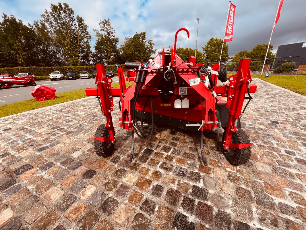 Grimme VT-170 - حصادة العنب: صورة 2 Grimme VT-170 - حصادة العنب: صورة 2