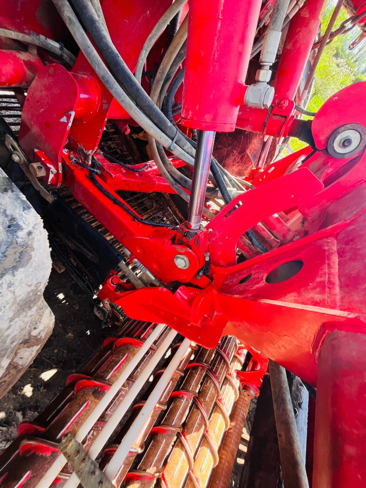 حصادة Holmer T4-30: صورة 23 حصادة Holmer T4-30: صورة 23