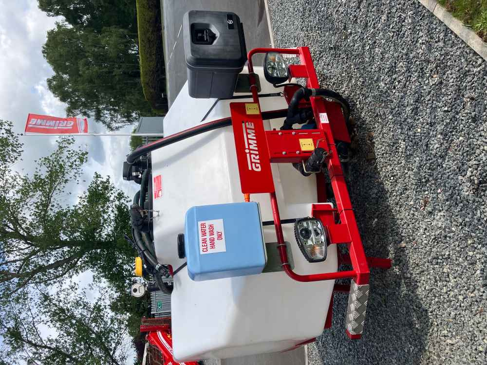 Grimme 1500L Fert Tank - آلة: صورة 1 Grimme 1500L Fert Tank - آلة: صورة 1