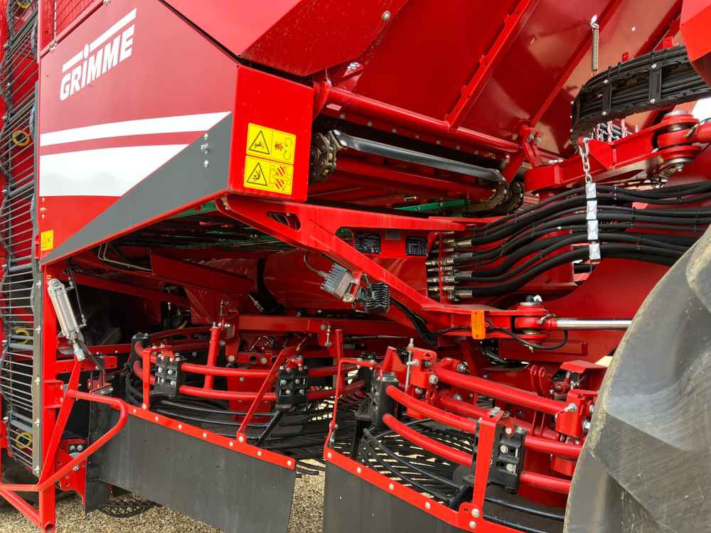 Grimme REXOR 630 / 830 / 930 - معدات حرث التربة: صورة 2 Grimme REXOR 630 / 830 / 930 - معدات حرث التربة: صورة 2